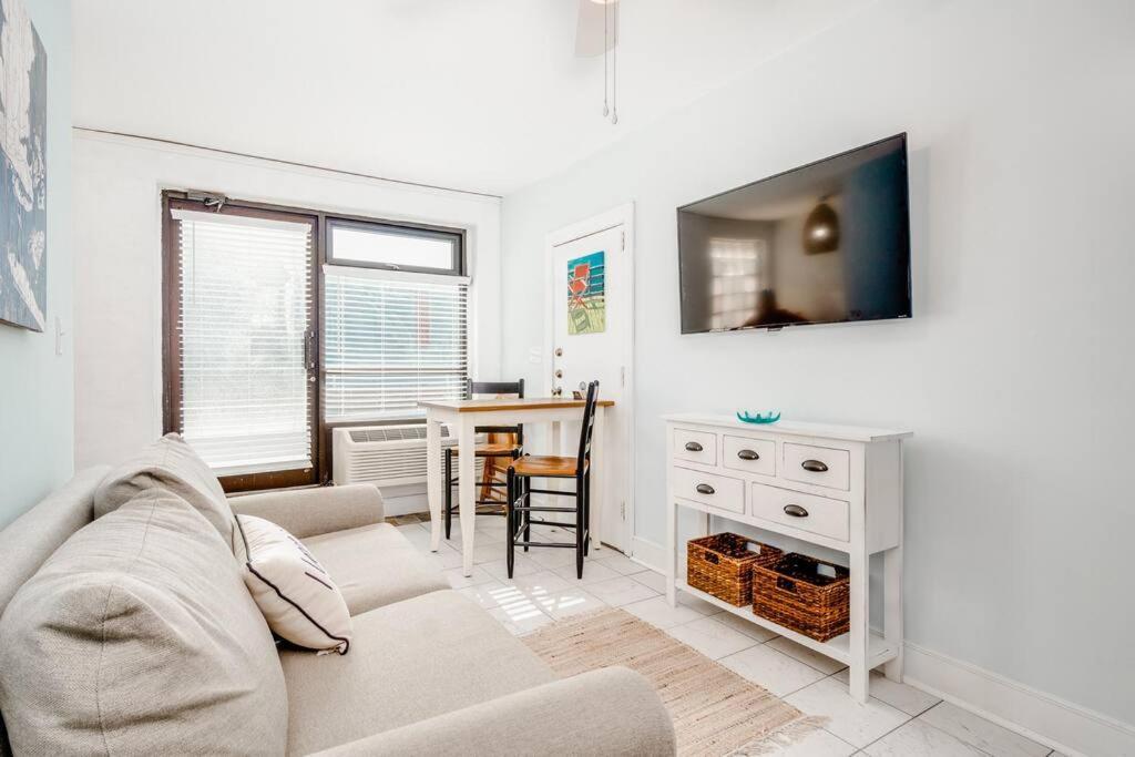 Why Knot Getaway...Rooftop With Waterview! Unit D Beaufort Εξωτερικό φωτογραφία